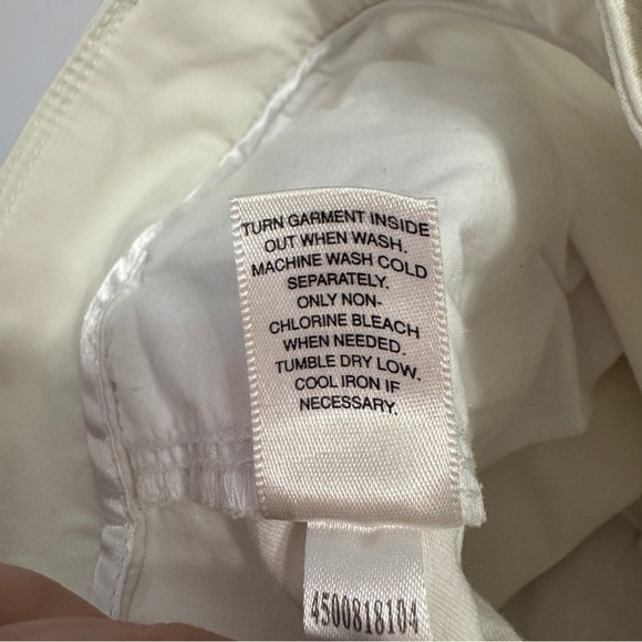 White House Black Market White Cuffed Shorts Size 8 - Picture 9 of 10